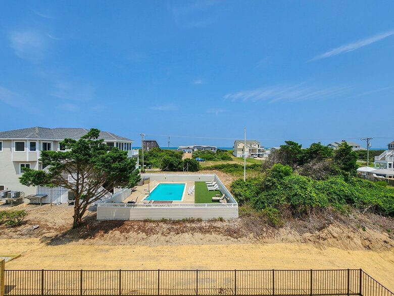 Coastal Horizon Residence in Southern Shores - Southern Shores, North Carolina