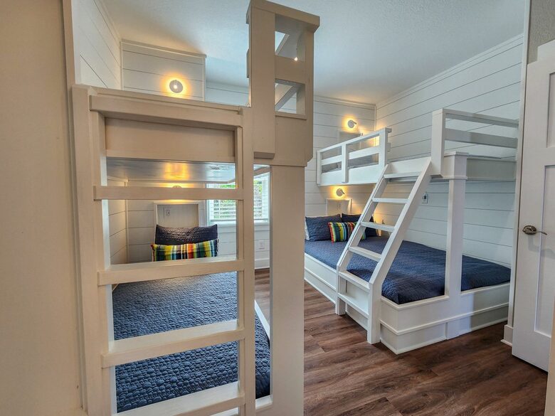 Coastal Horizon Residence in Southern Shores - Southern Shores, North Carolina