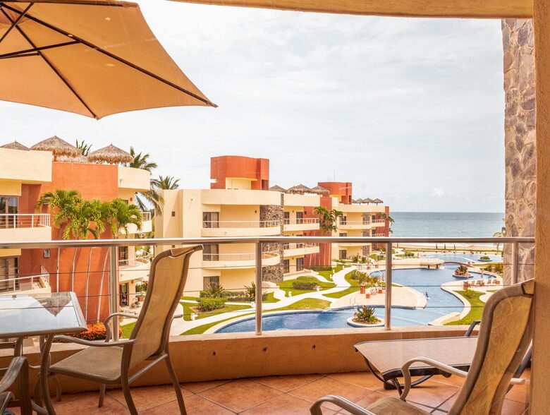 Playa Grande Oceanview Escape | Cascading Pools & Resort Living - El Rebalse, Mexico