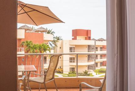 Playa Grande Oceanview Escape | Cascading Pools & Resort Living - El Rebalse, Mexico