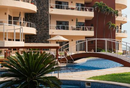 Playa Grande Oceanview Escape | Cascading Pools & Resort Living - El Rebalse, Mexico