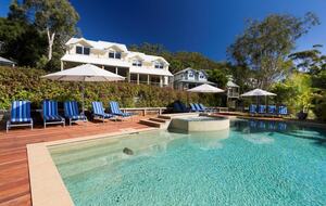 Free-Standing Coastal Retreat Steps from Blueys Beach - Blueys Beach, Australia