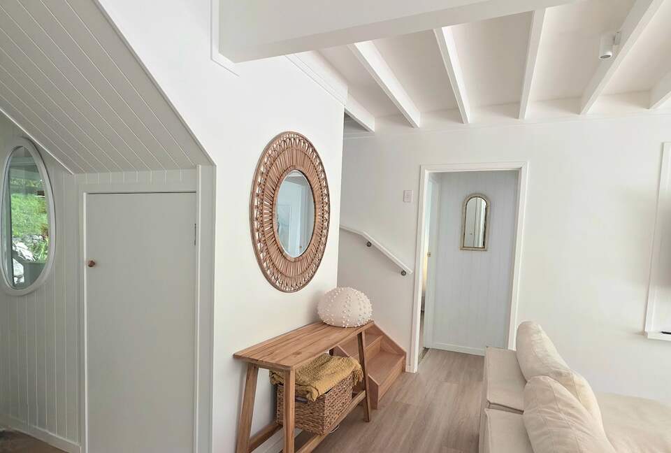 Designer Beach House Steps from Cylinder Beach - Point Lookout, Australia