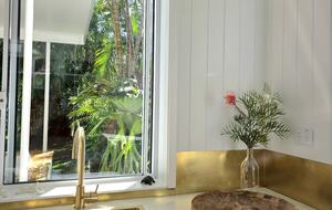 Designer Beach House Steps from Cylinder Beach - Point Lookout, Australia