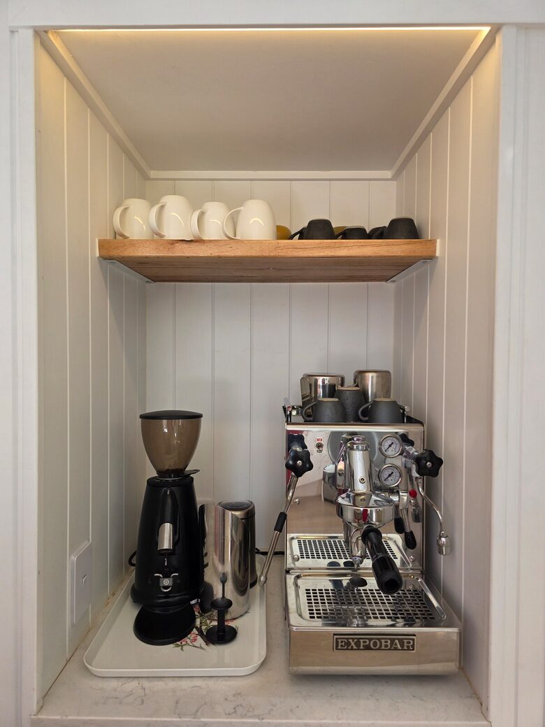 Designer Beach House Steps from Cylinder Beach - Point Lookout, Australia