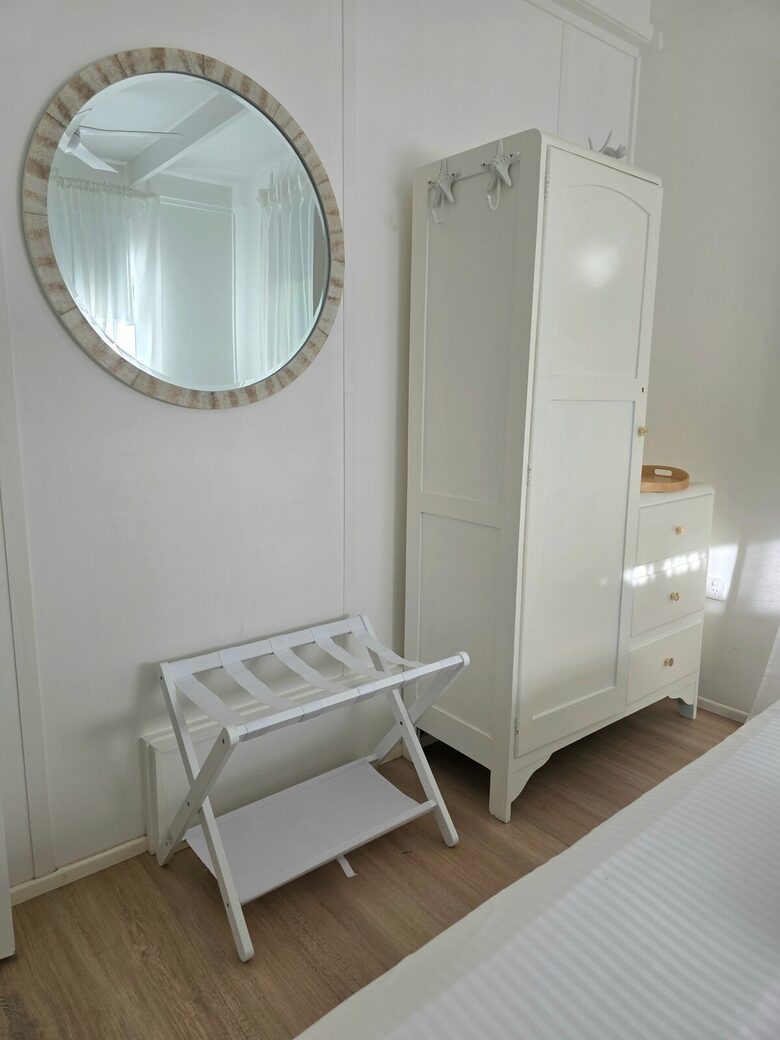 Designer Beach House Steps from Cylinder Beach - Point Lookout, Australia