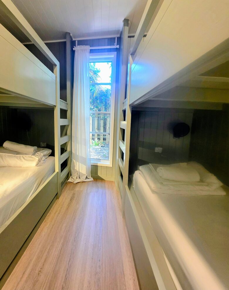 Designer Beach House Steps from Cylinder Beach - Point Lookout, Australia