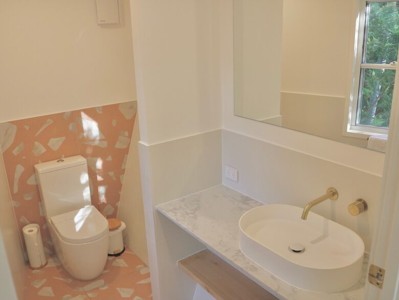 Designer Beach House Steps from Cylinder Beach - Point Lookout, Australia