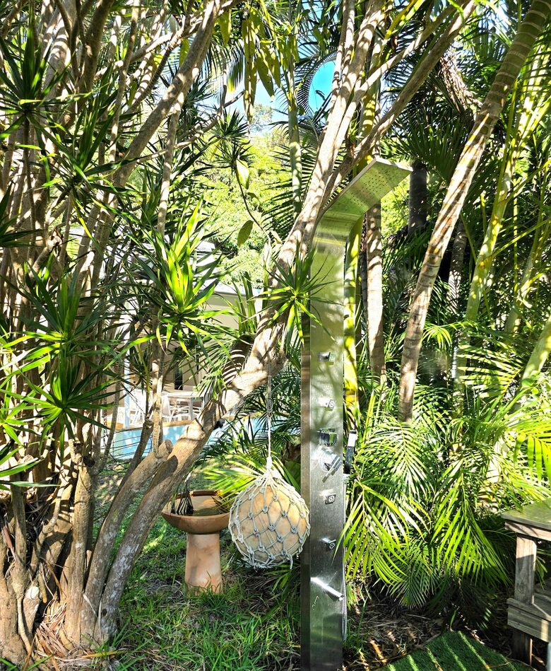 Designer Beach House Steps from Cylinder Beach - Point Lookout, Australia