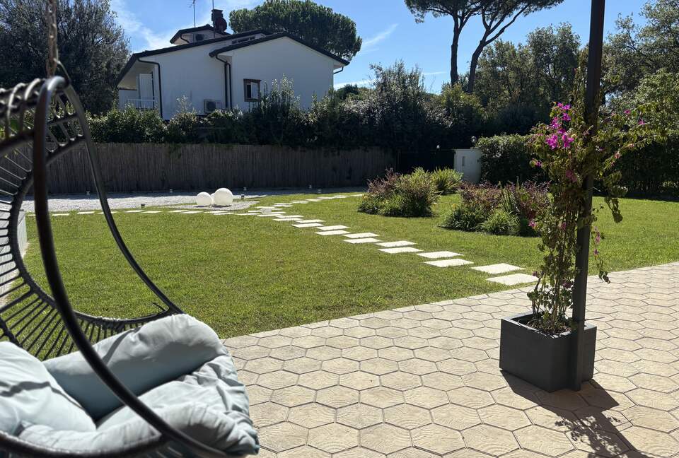 Sophisticated Tuscan Villa Near the Sea - Forte dei Marmi, Italy