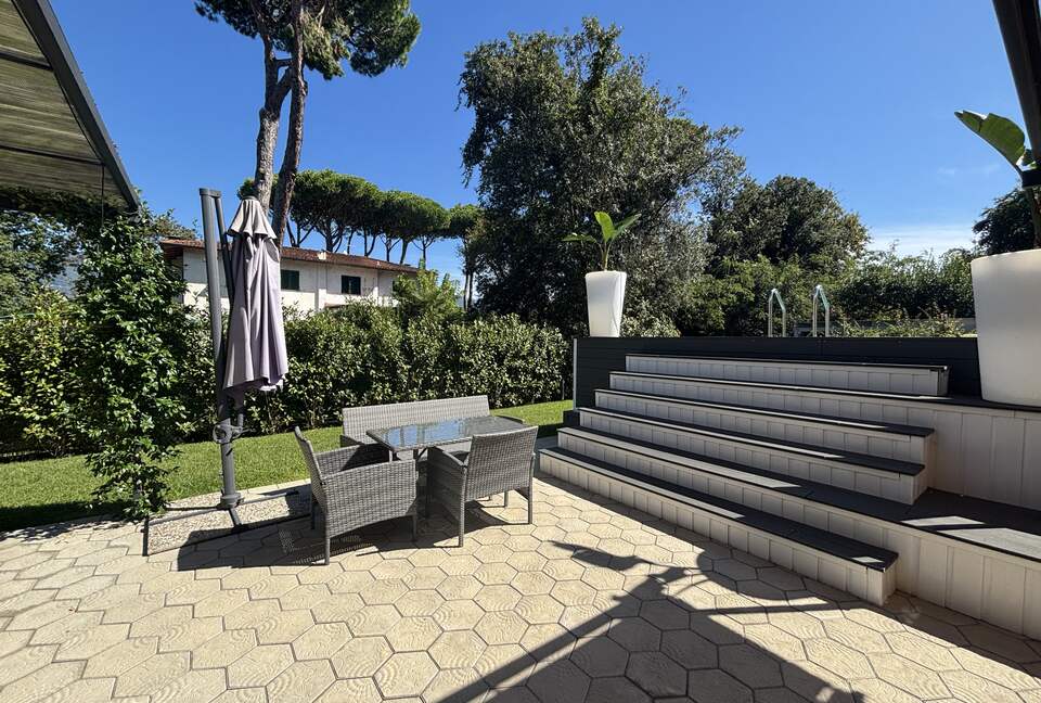 Sophisticated Tuscan Villa Near the Sea - Forte dei Marmi, Italy