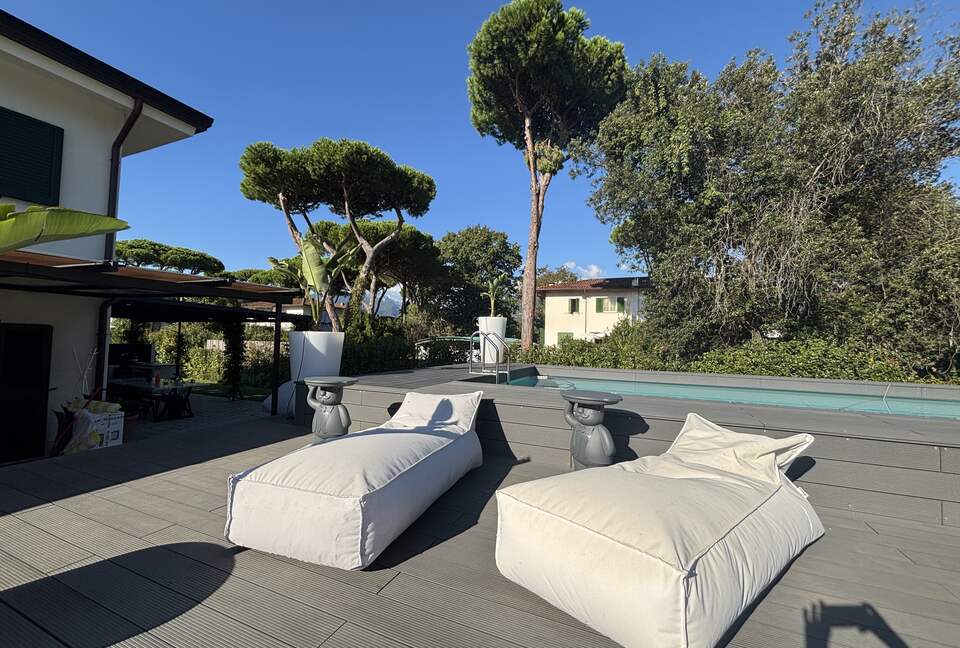 Sophisticated Tuscan Villa Near the Sea - Forte dei Marmi, Italy