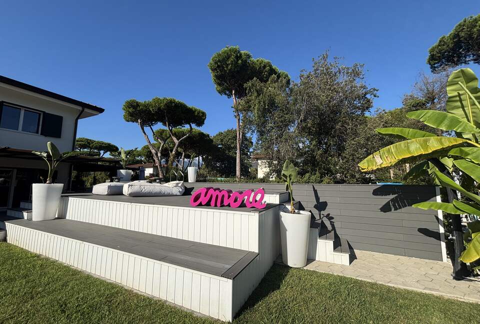 Sophisticated Tuscan Villa Near the Sea - Forte dei Marmi, Italy