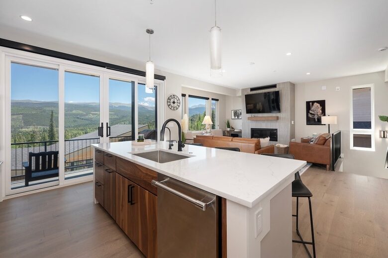 Steps to Slopes & Trails Winter Park Retreat - Winter Park, Colorado