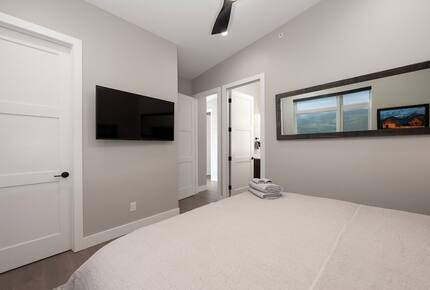 Steps to Slopes & Trails Winter Park Retreat - Winter Park, Colorado