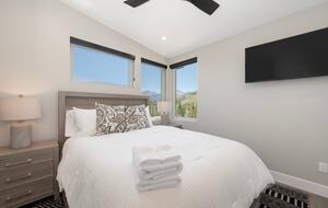 Steps to Slopes & Trails Winter Park Retreat - Winter Park, Colorado