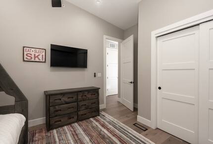 Steps to Slopes & Trails Winter Park Retreat - Winter Park, Colorado