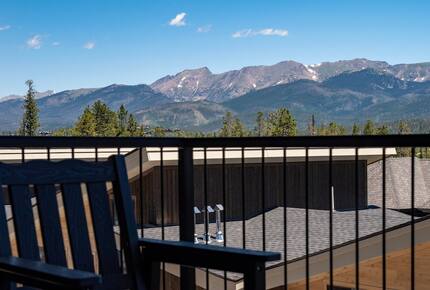 Steps to Slopes & Trails Winter Park Retreat - Winter Park, Colorado