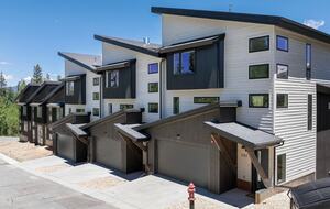 Steps to Slopes & Trails Winter Park Retreat - Winter Park, Colorado