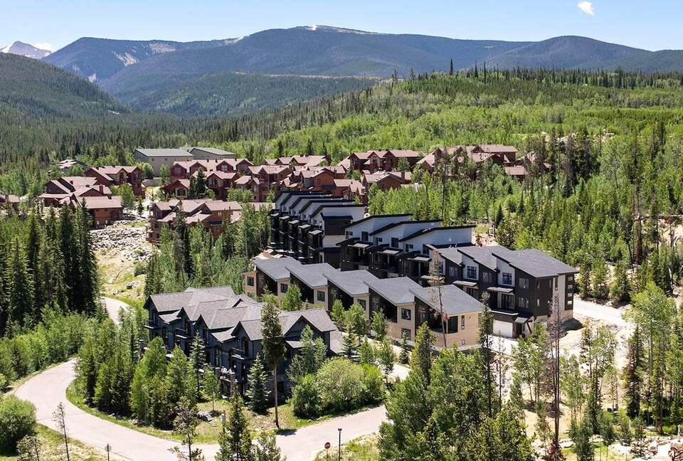 Steps to Slopes & Trails Winter Park Retreat - Winter Park, Colorado