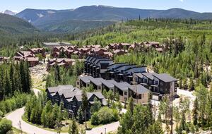 Steps to Slopes & Trails Winter Park Retreat - Winter Park, Colorado