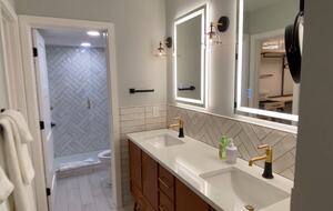 Modern Intracoastal Haven in North Palm Beach - North Palm Beach, Florida