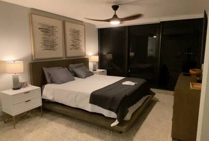 Modern Intracoastal Haven in North Palm Beach - North Palm Beach, Florida