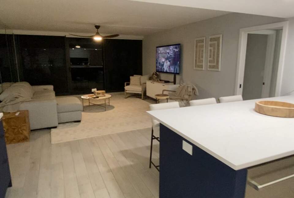 Modern Intracoastal Haven in North Palm Beach - North Palm Beach, Florida