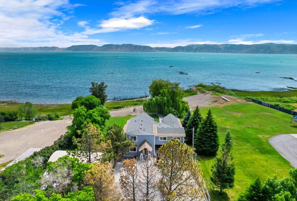 Lakefront Getaway - Garden City, Utah