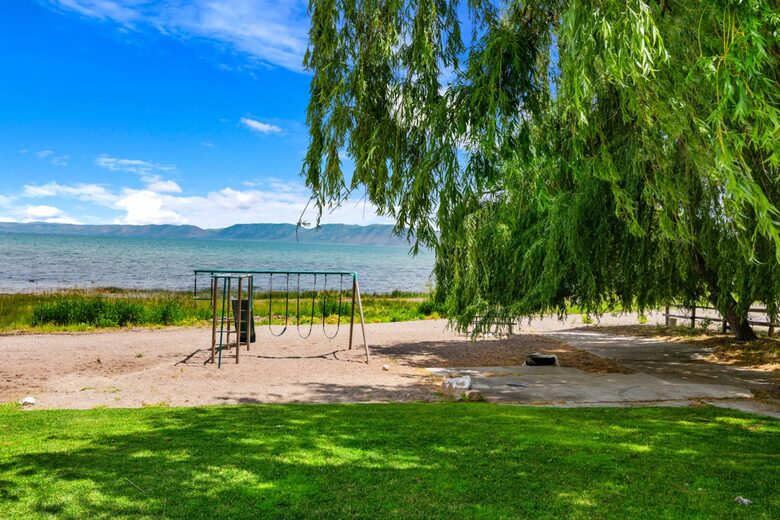 Lakefront Getaway - Garden City, Utah