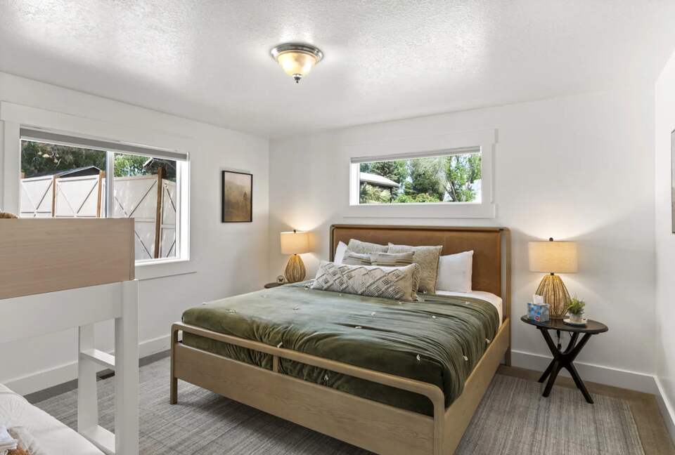 Lakefront Getaway - Garden City, Utah