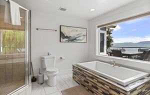 Lakefront Getaway - Garden City, Utah