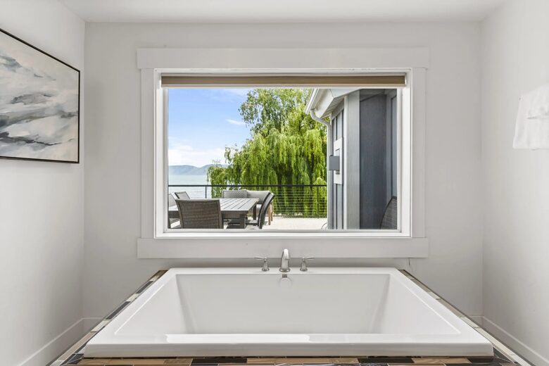 Lakefront Getaway - Garden City, Utah