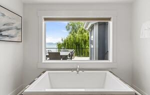 Lakefront Getaway - Garden City, Utah