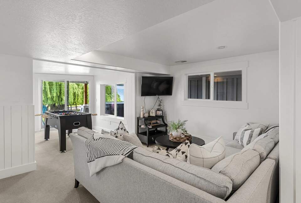 Lakefront Getaway - Garden City, Utah