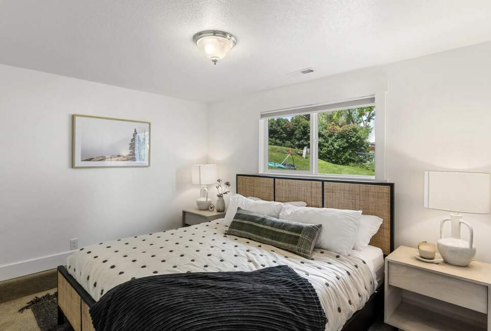 Lakefront Getaway - Garden City, Utah