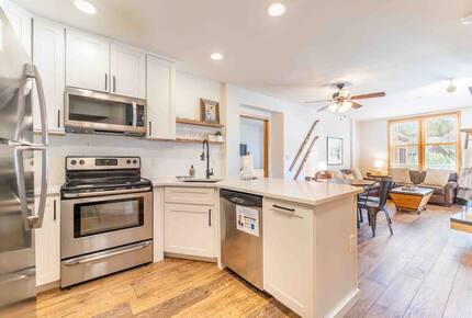 Top-Floor Mountain Retreat in River Run Village - Keystone, Colorado