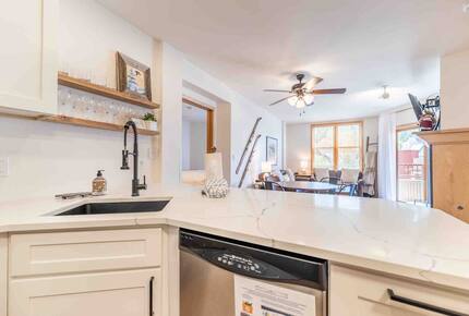 Top-Floor Mountain Retreat in River Run Village - Keystone, Colorado