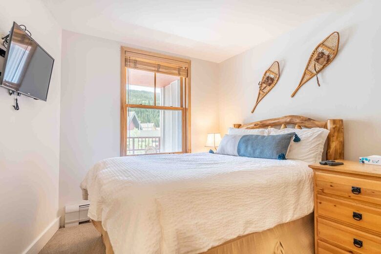 Top-Floor Mountain Retreat in River Run Village - Keystone, Colorado