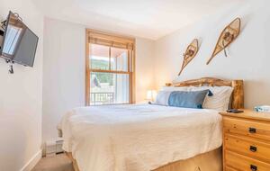 Top-Floor Mountain Retreat in River Run Village - Keystone, Colorado