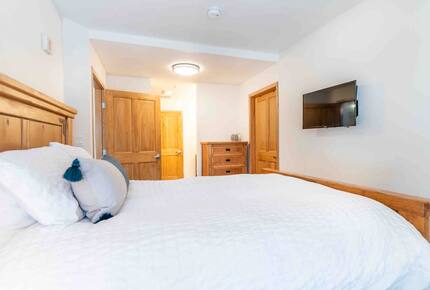 Top-Floor Mountain Retreat in River Run Village - Keystone, Colorado