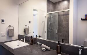 Revelstoke Mountain View Penthouse - Revelstoke, Canada