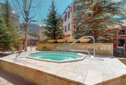 Top-Floor Mountain Retreat in River Run Village - Keystone, Colorado