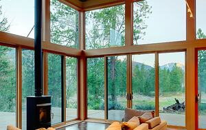 Modern Mountain Retreat with Trailside Access - Mazama, Washington