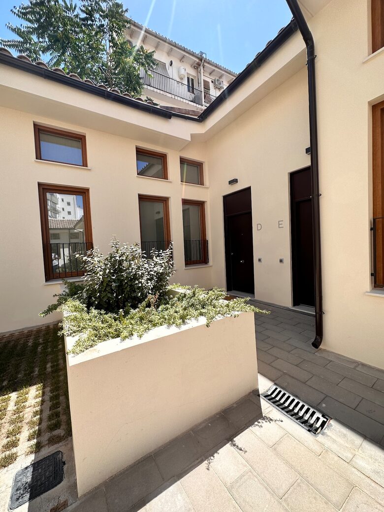 Designer Townhouse in Valencia’s Old Town - Valencia, Spain