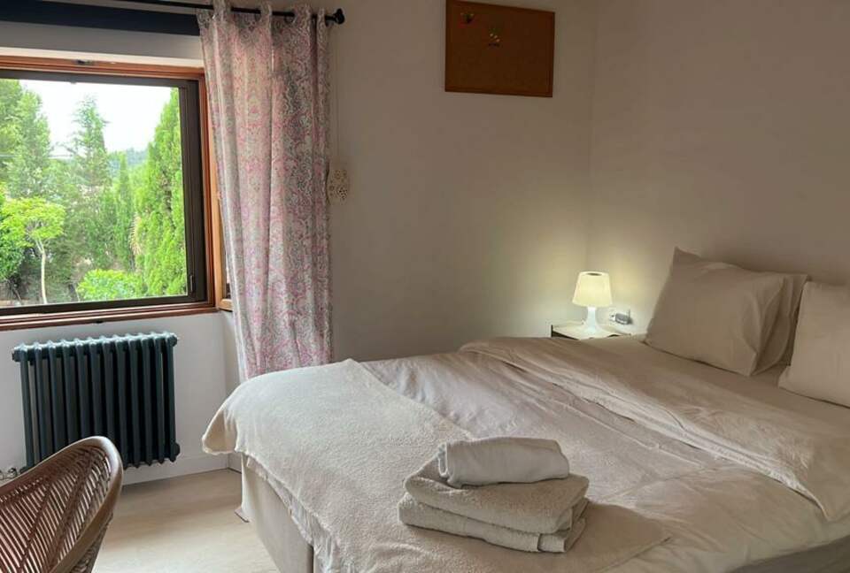 Exquisite Balearic Villa with Lush Gardens & Elevated Amenities - Calvià, Mallorca, Spain