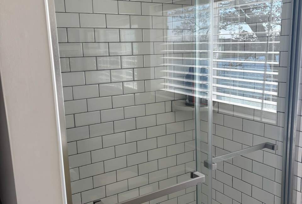 Sylvan Lakefront Heritage Retreat - Rome City, Indiana