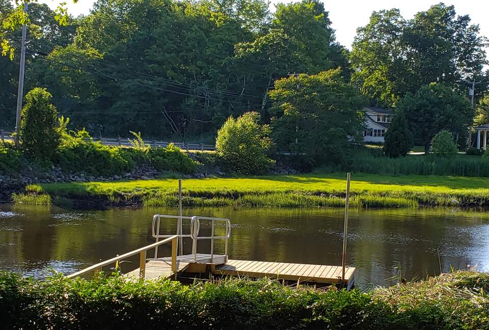 Adorable New England Beach Cottage on the Connecticut Shoreline - Westbrook, Connecticut