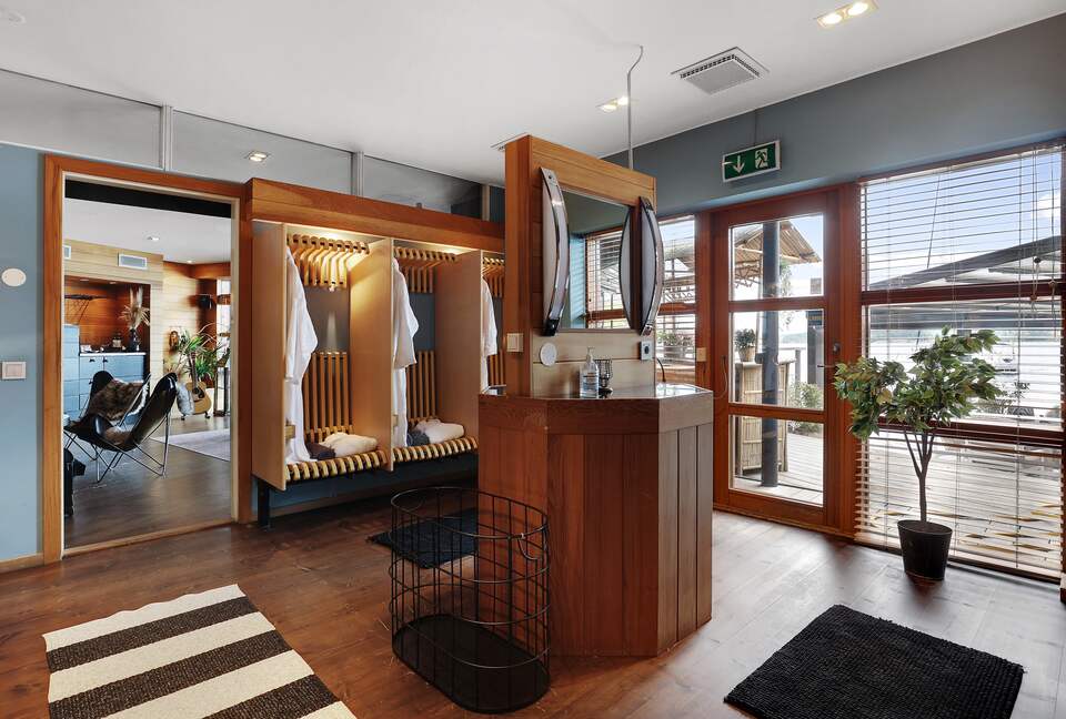 World-Class Villa Embraced by the Stockholm Archipelago - Värmdö, Sweden