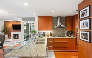 Pacific Highway Modern Escape - San Diego, California